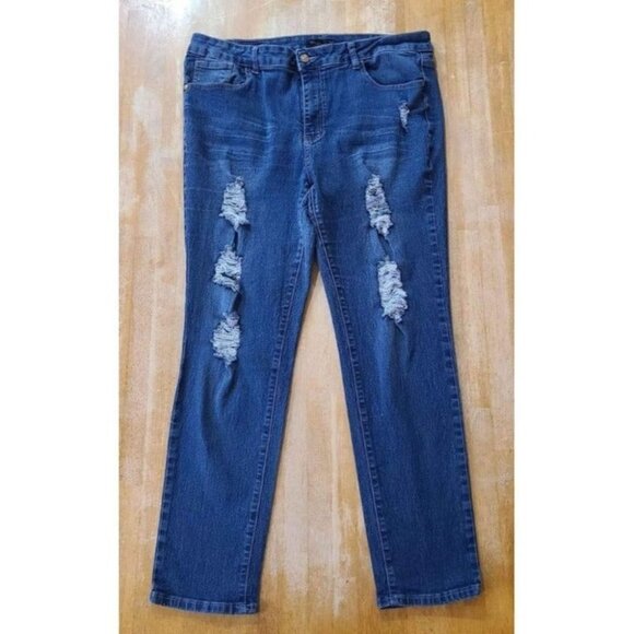 Fashion 2 Love Size 22 Stretch Distressed Jeans - Picture 1 of 4